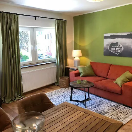 Apartment Style By Mieze Schindler *