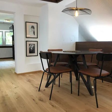 Apartment Style By Mieze Schindler