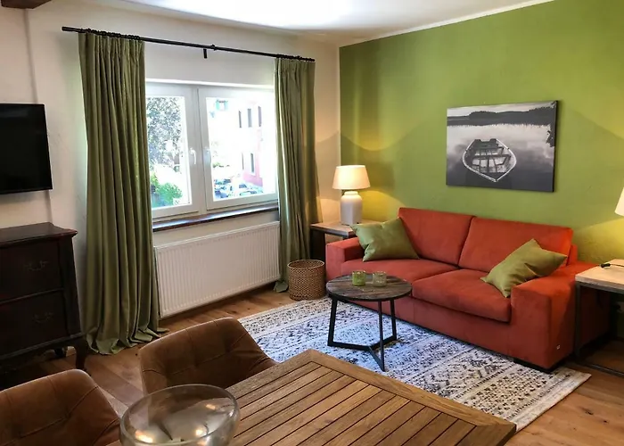 Apartment Style By Mieze Schindler *