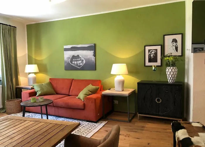 Apartment Style By Mieze Schindler *